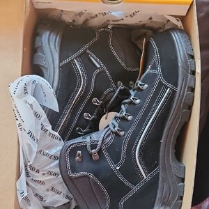 Men's Black Lace-Up Safety Boots with Contrast Stitching